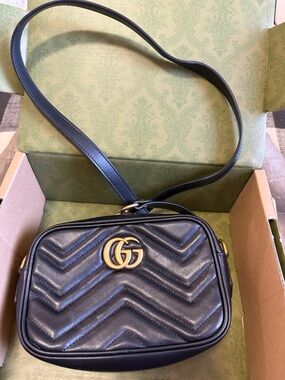Gucci Black Quilted Double-G Logo Crossbody Bag